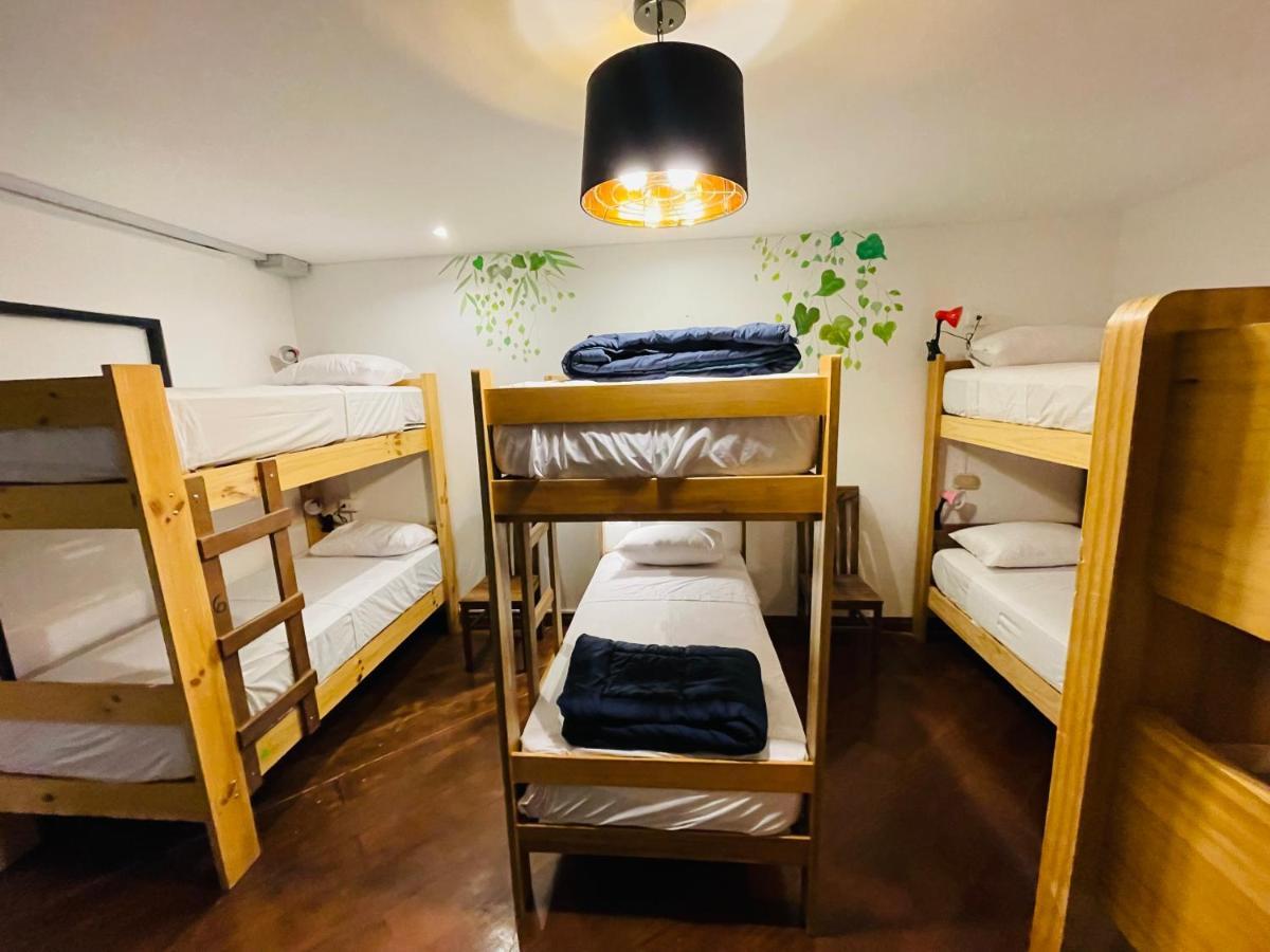 Rainbow Hostel Lima Bagian luar foto