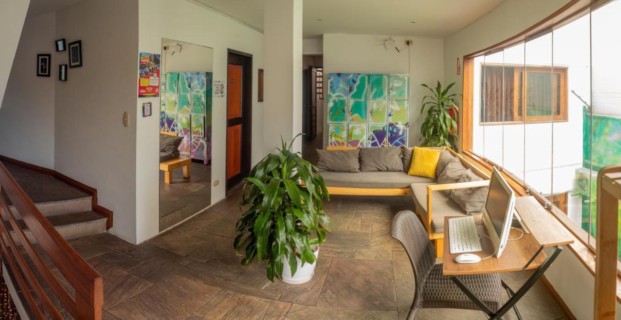 Rainbow Hostel Lima Bagian luar foto